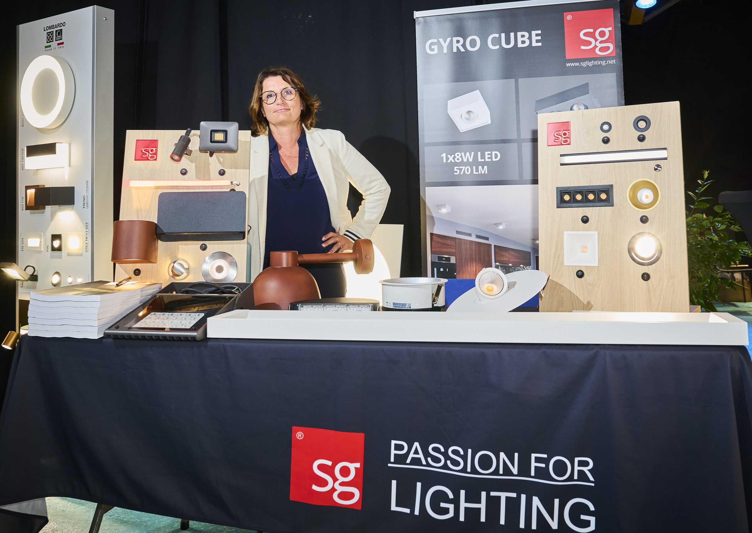 Stand éclairage SG Lighting